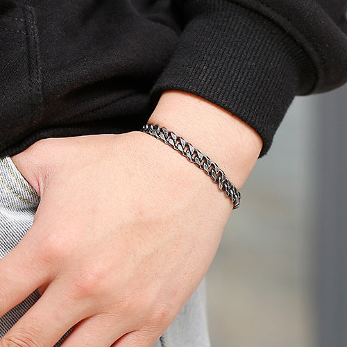 Curb Chain Bracelet in Oxidized Sterling Silver